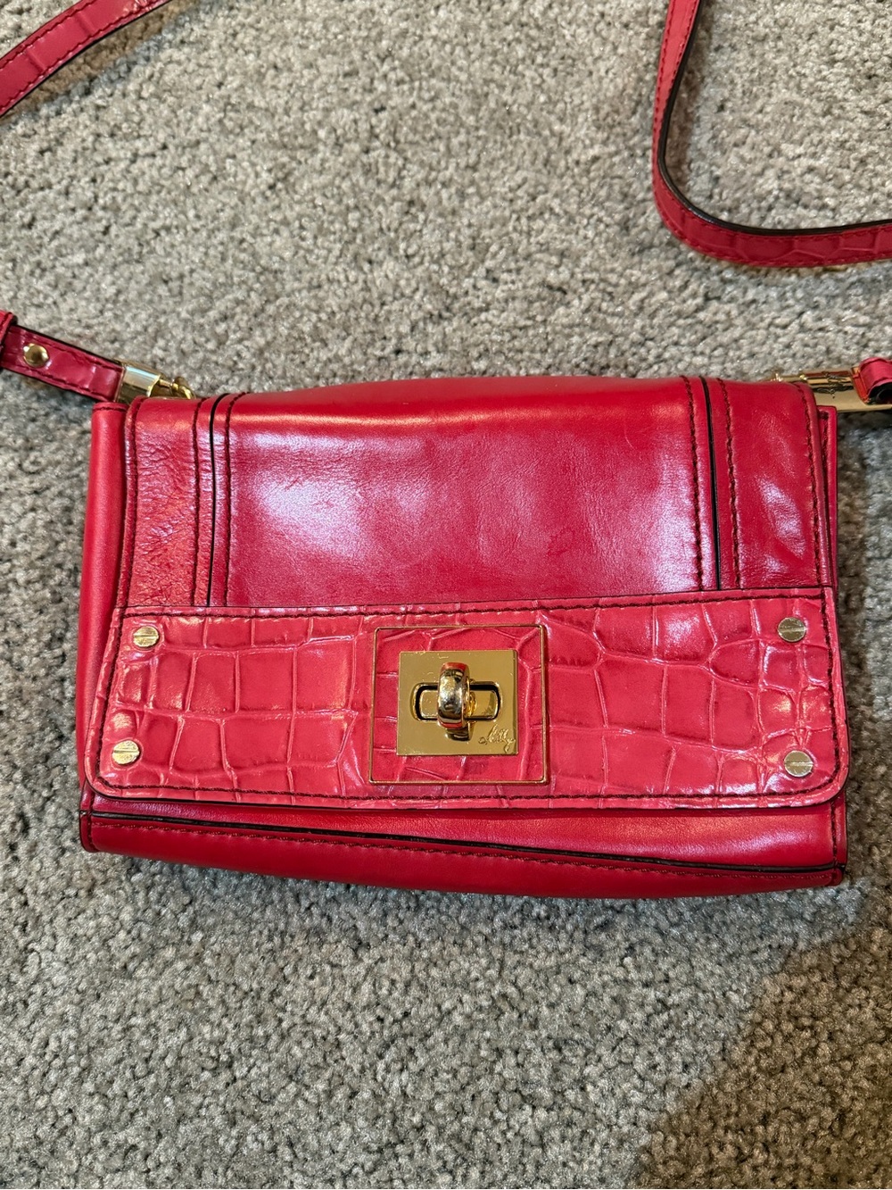 Milly Red Croc Embossed Crossbody Bag Gold Hardware Turn Lock Purse - Picture 3 of 9